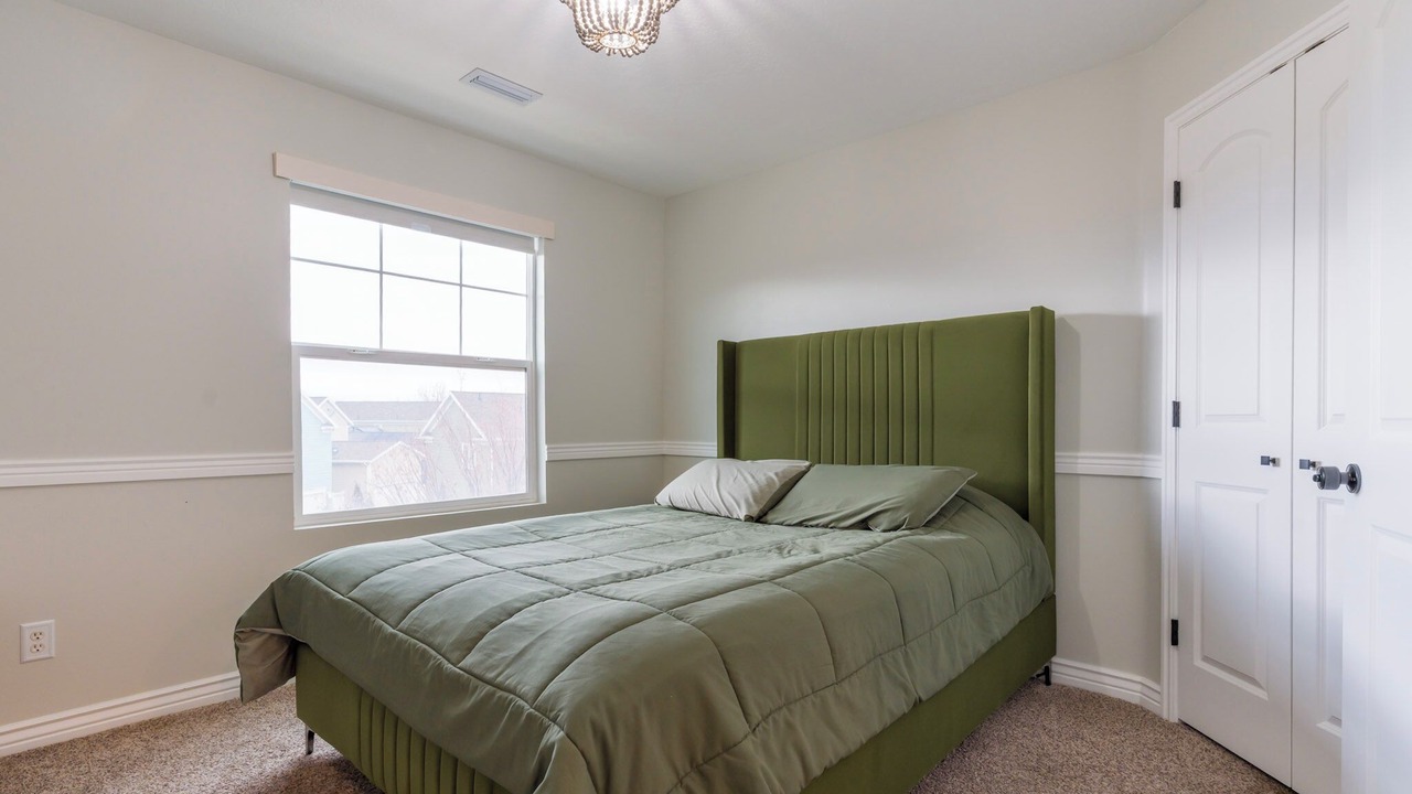 Photo of Bedroom in Daybreak