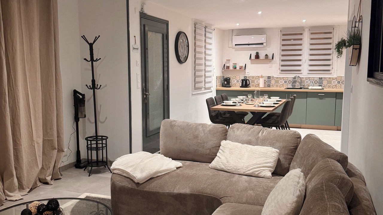 Photo of Livingroom in Saint-Epain