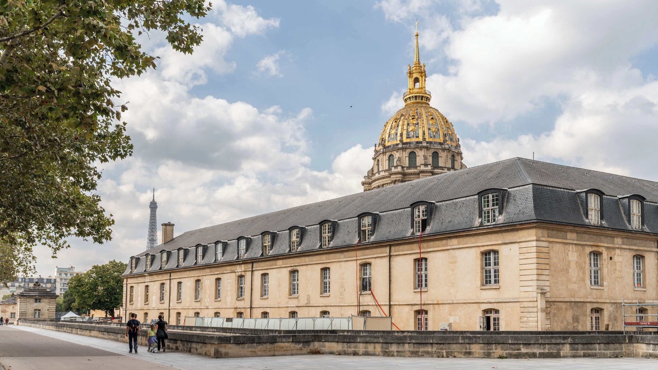 Photo of Others in Quartier de l'Ecole-Militaire