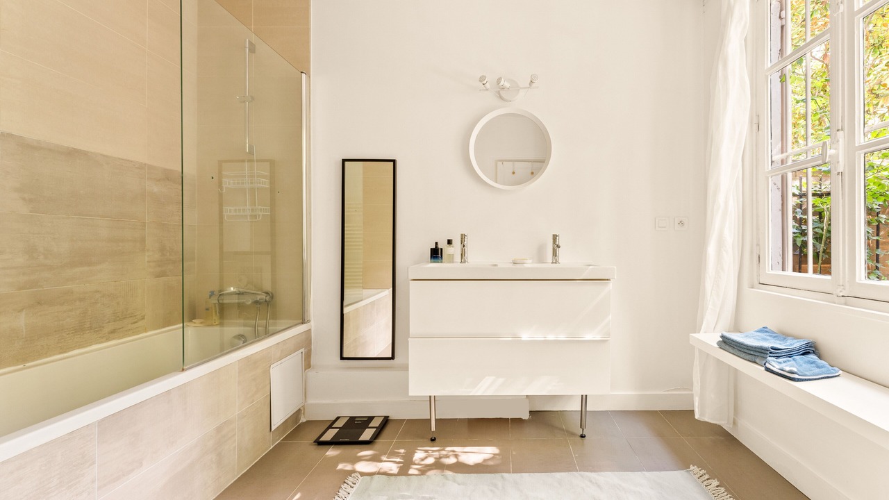 Photo of Bathroom in Passy