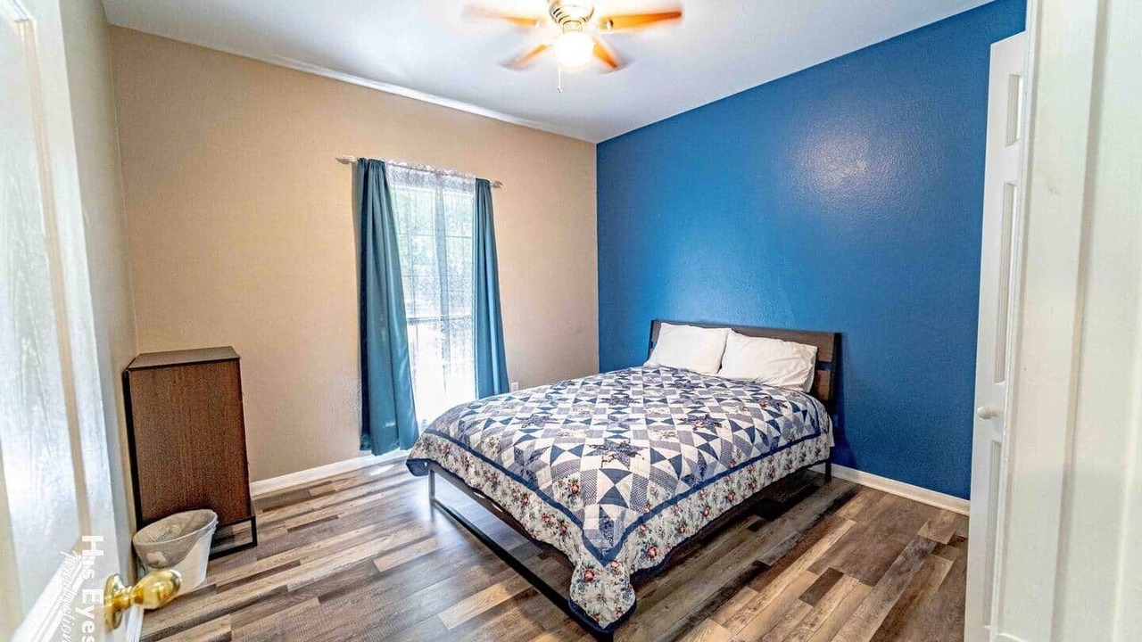 Photo of Bedroom in Hutto