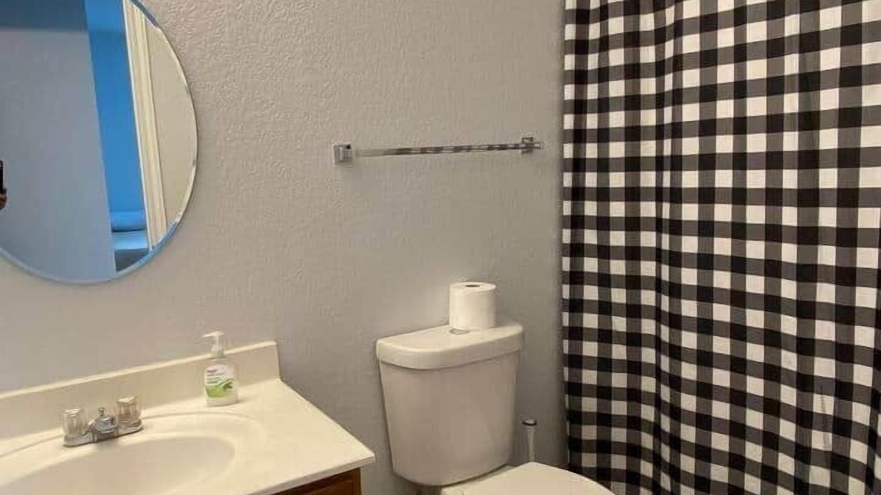 Photo of Bathroom in Berdoll Farms