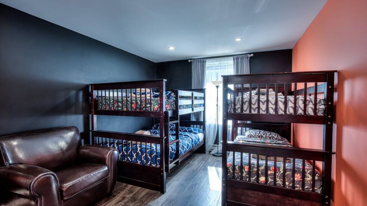Photo of Bedroom in Cote-Des-Neiges—Notre-Dame-De-Grace
