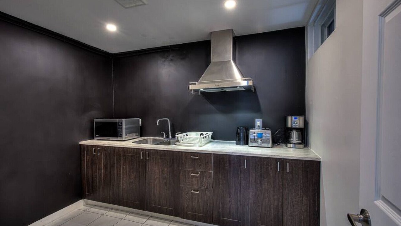 Photo of Kitchen in Cote-Des-Neiges—Notre-Dame-De-Grace
