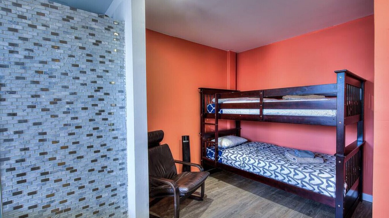 Photo of Bedroom in Cote-Des-Neiges—Notre-Dame-De-Grace