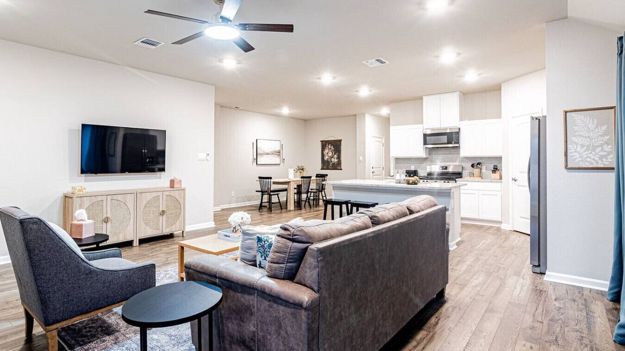 Photo of Livingroom in Broussard