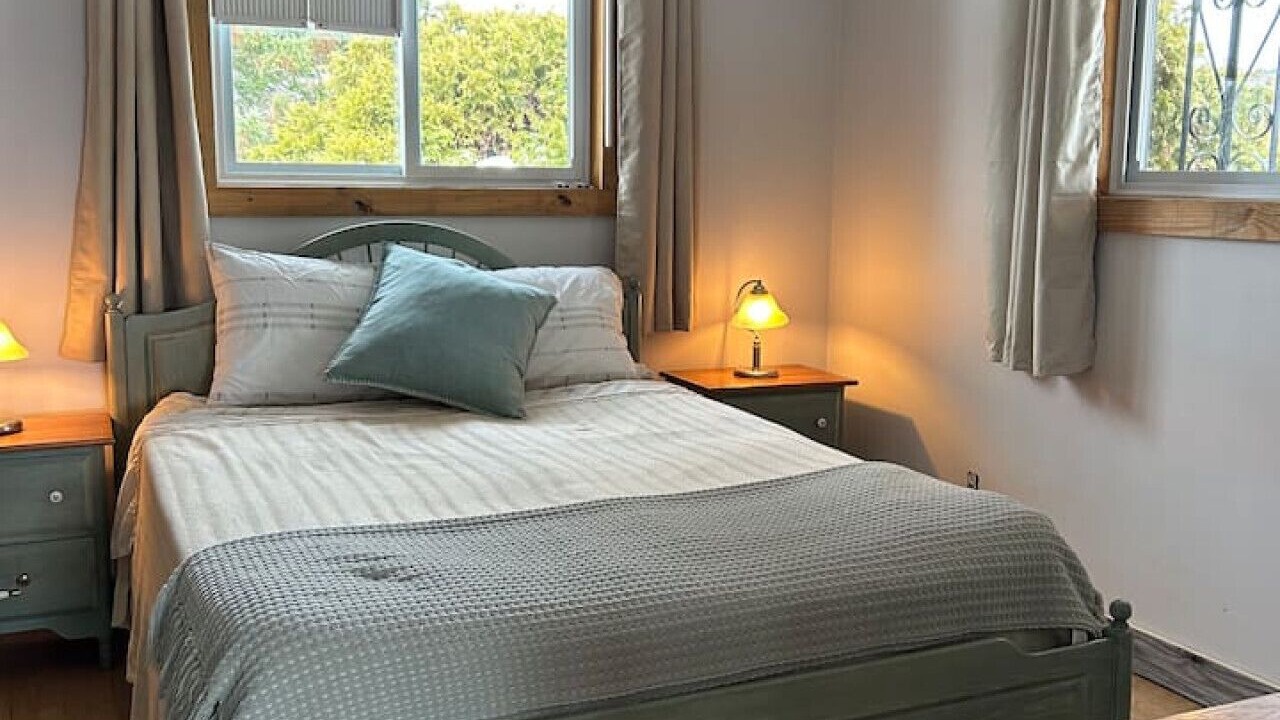 Photo of Bedroom in Grenville-sur-la-Rouge