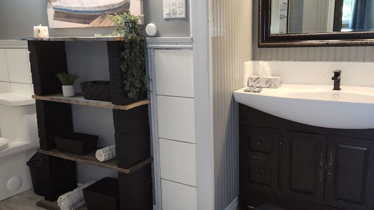 Photo of Bathroom in Grenville-sur-la-Rouge