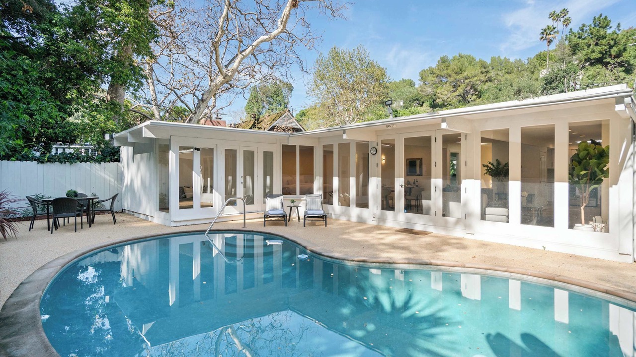 Photo of Outdoor in Beverly Glen