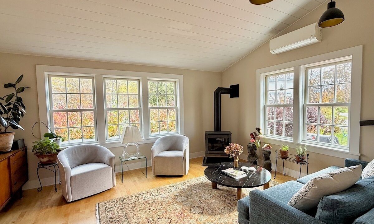Photo of Livingroom in West Stockbridge