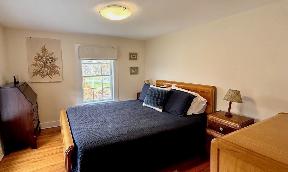 Photo of Bedroom in West Stockbridge