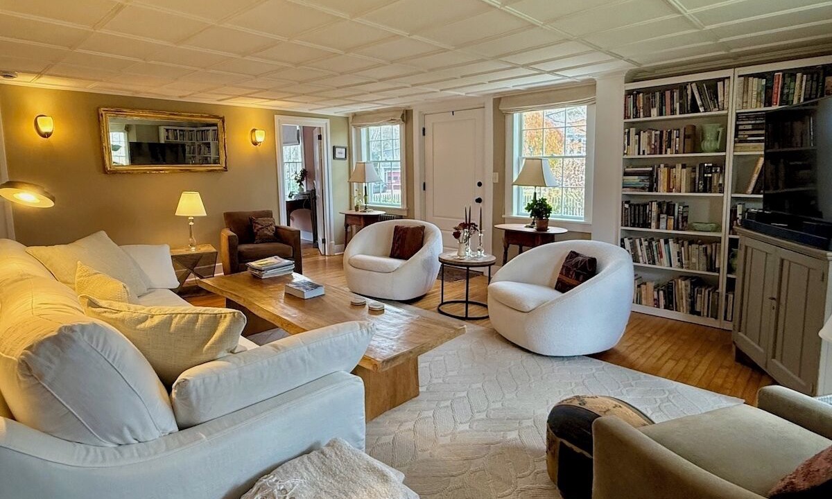 Photo of Bedroom in West Stockbridge