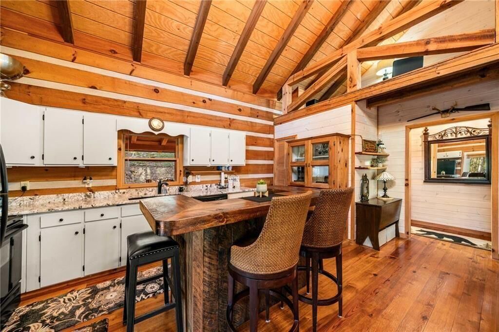 Photo of Kitchen in Dial