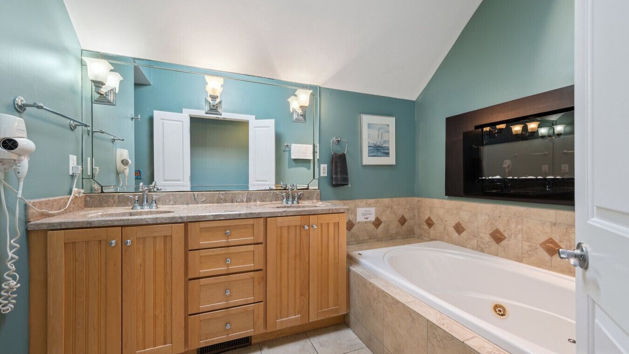 Photo of Bathroom in North Carolina Coast