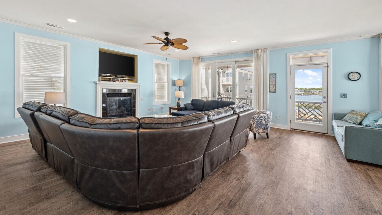 Photo of Livingroom in North Carolina Coast