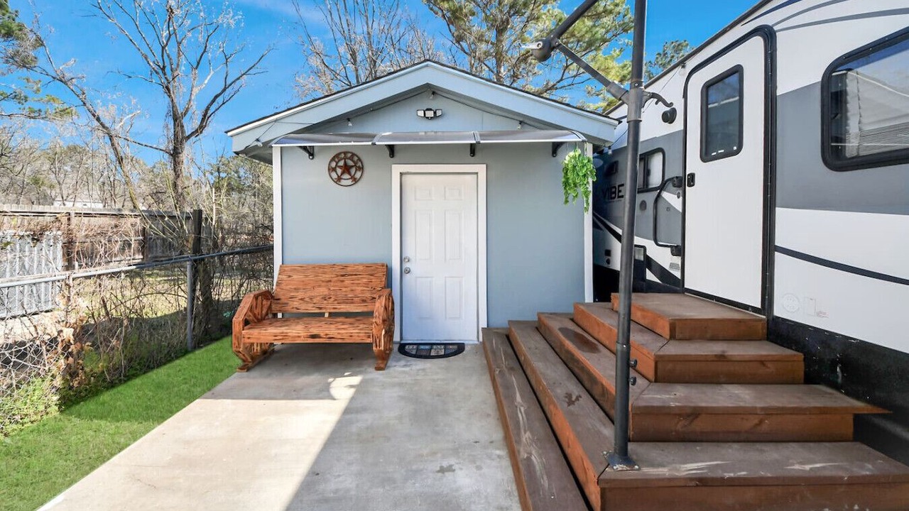 Photo of Outdoor in Willis