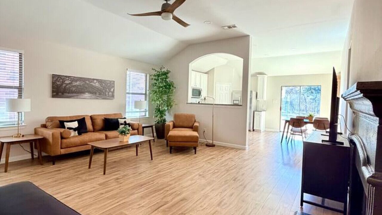 Photo of Livingroom in Prosper