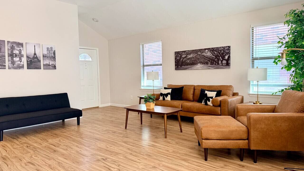 Photo of Livingroom in Prosper