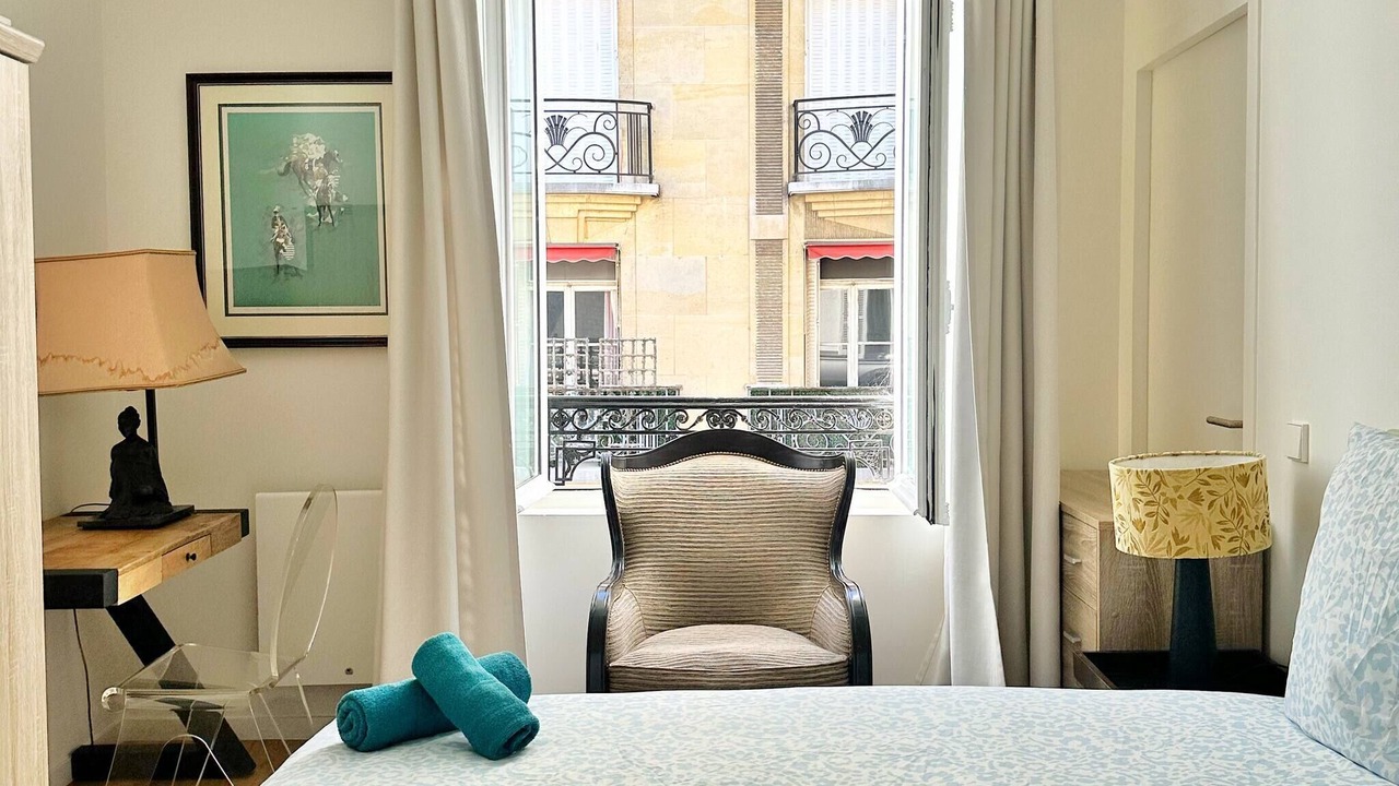 Photo of Bedroom in Porte-Dauphine