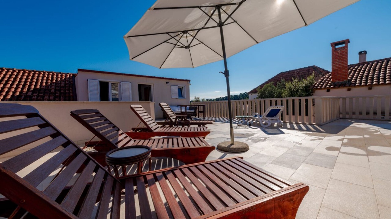 Photo of Patio Balcony in Sudurad