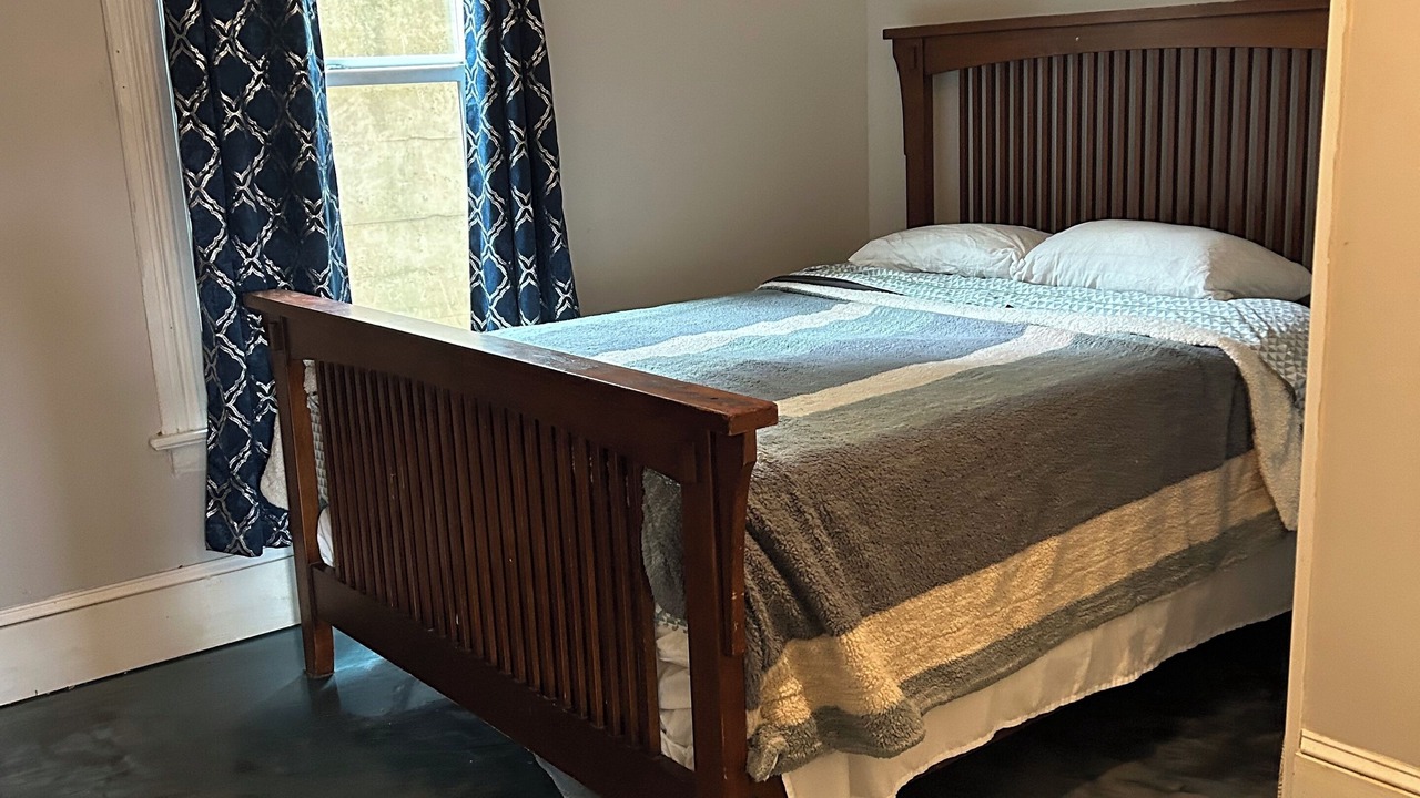 Photo of Bedroom in Crockett