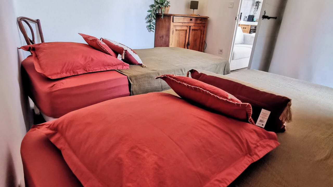 Photo of Bedroom in Meynes