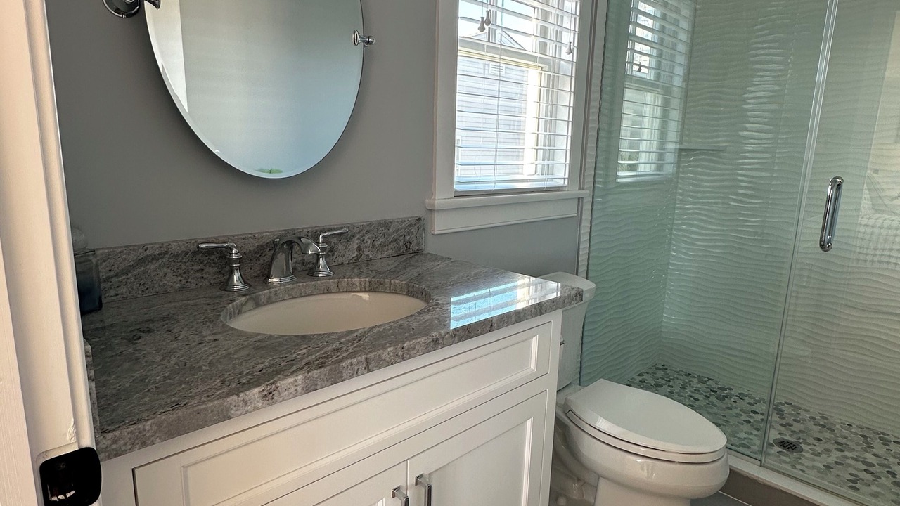 Photo of Bathroom in Avalon