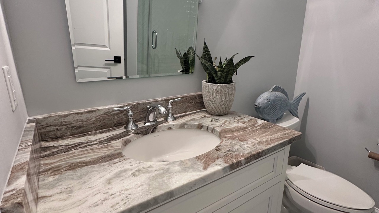 Photo of Bathroom in Avalon