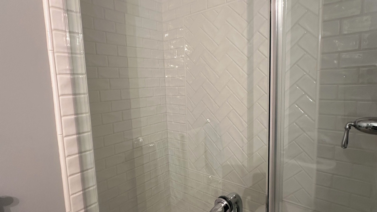 Photo of Bathroom in Avalon