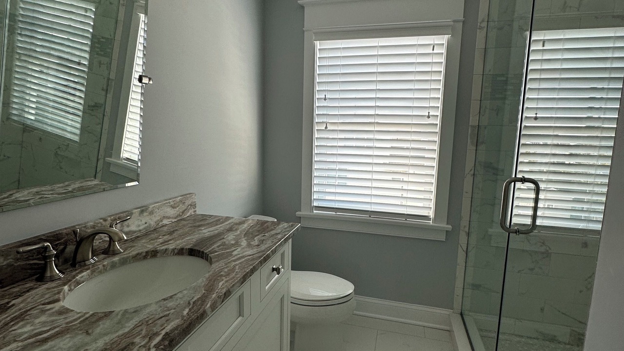 Photo of Bathroom in Avalon