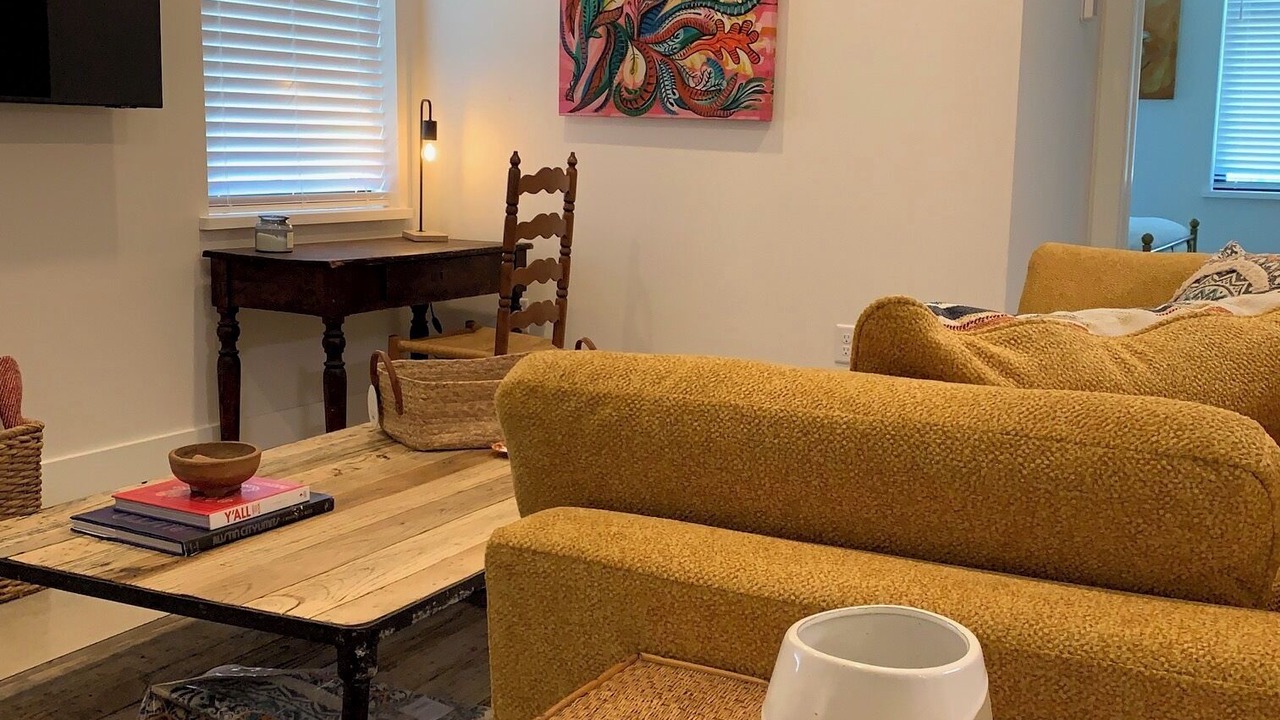 Photo of Livingroom in West Campus