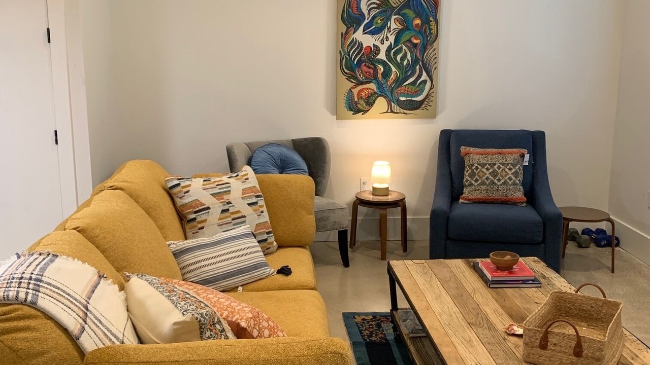 Photo of Livingroom in West Campus