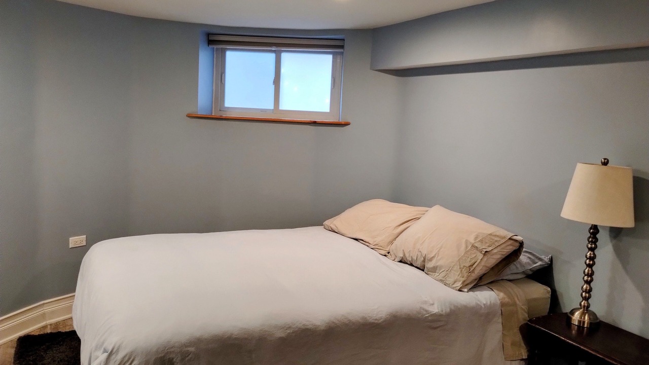 Photo of Bedroom in Hyde Park