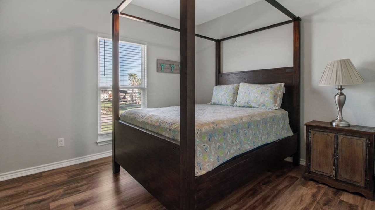 Photo of Bedroom in Cedar Lane