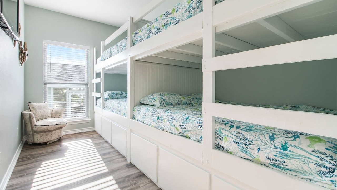 Photo of Bedroom in Cedar Lane