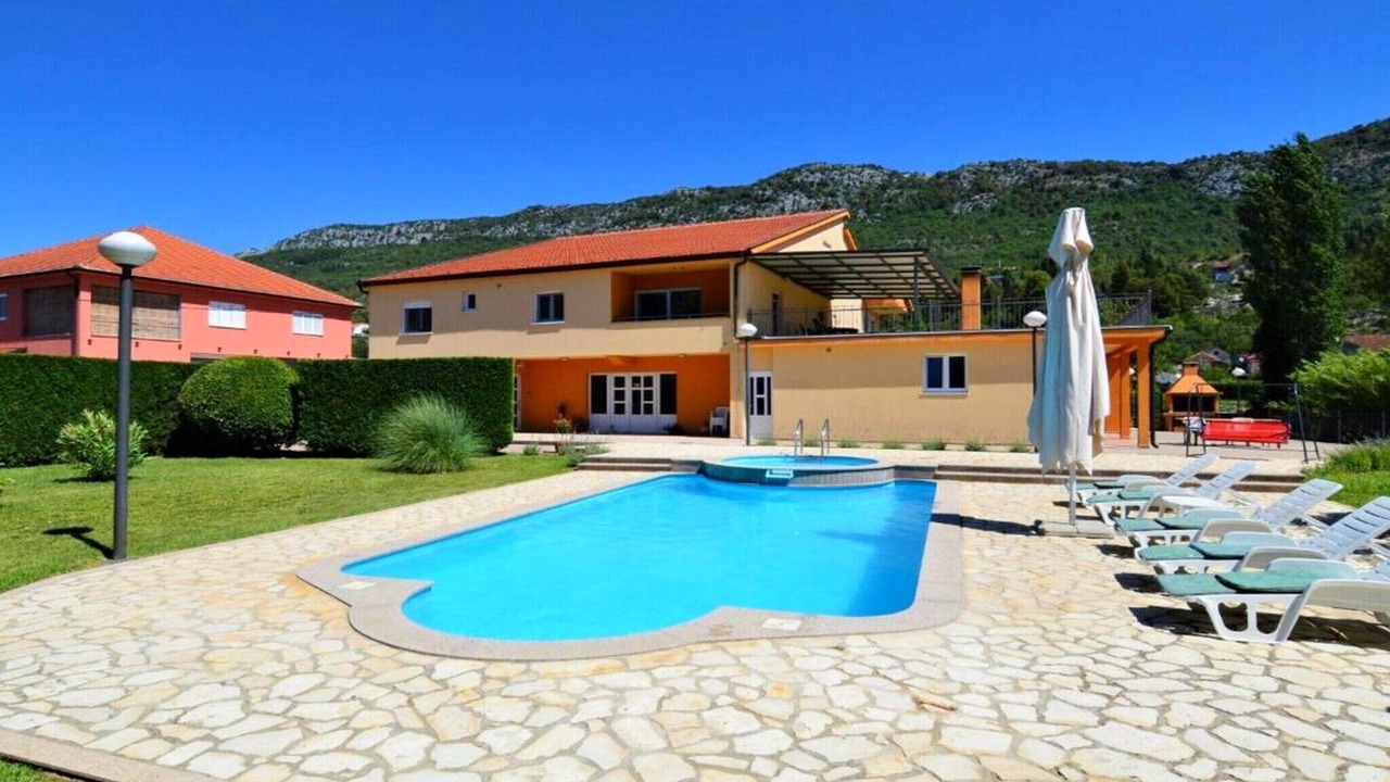 Photo of Outdoor in Dusina