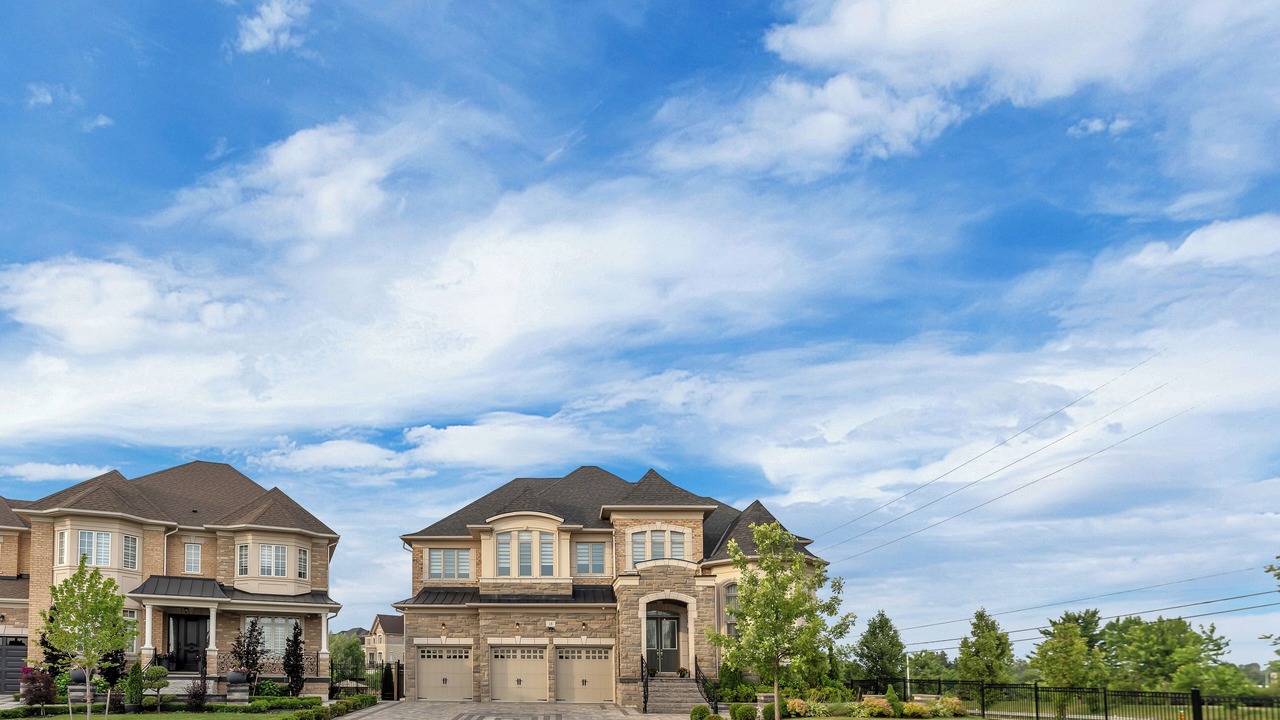 Photo of Outdoor in Brampton