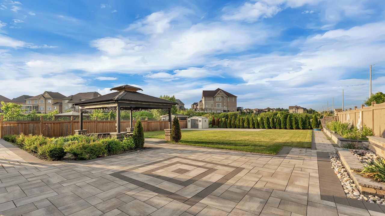 Photo of Outdoor in Brampton