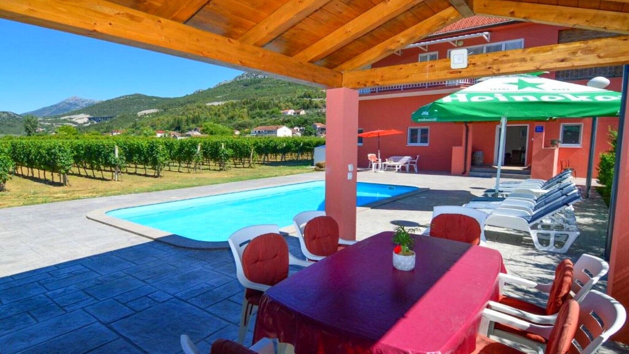 Photo of Patio Balcony in Dusina
