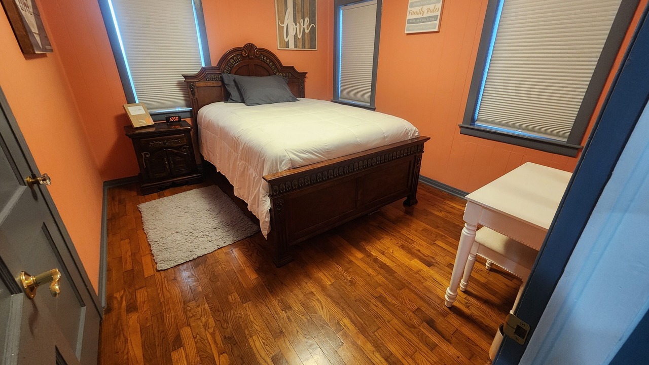Photo of Bedroom in Tahlequah