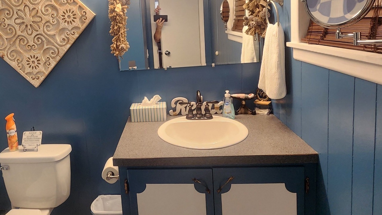 Photo of Bathroom in Tahlequah