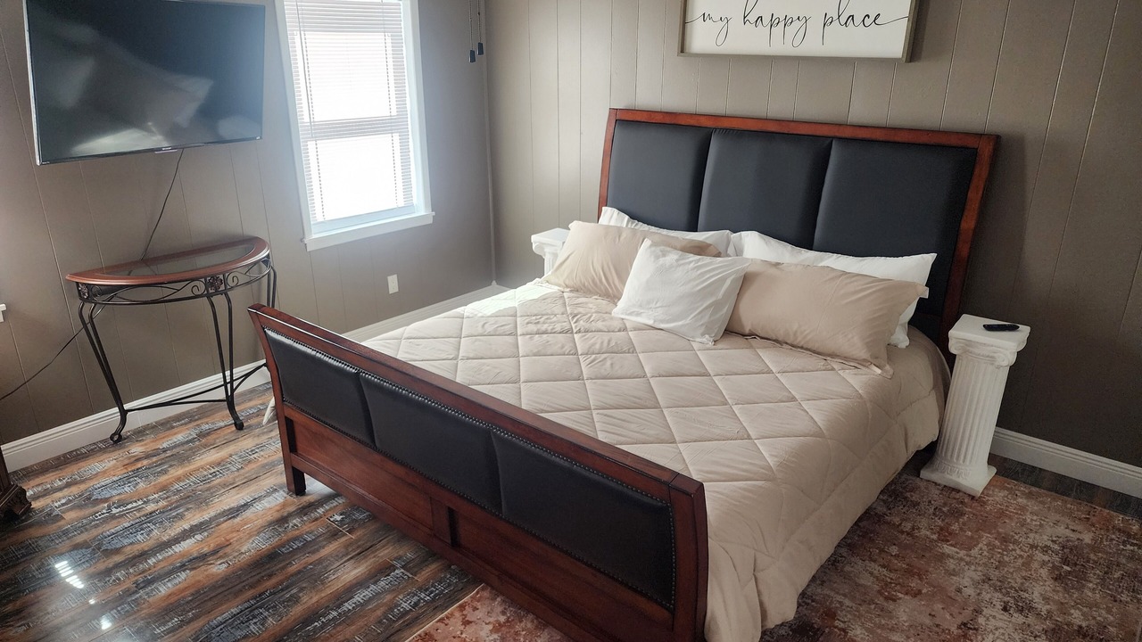 Photo of Bedroom in Tahlequah