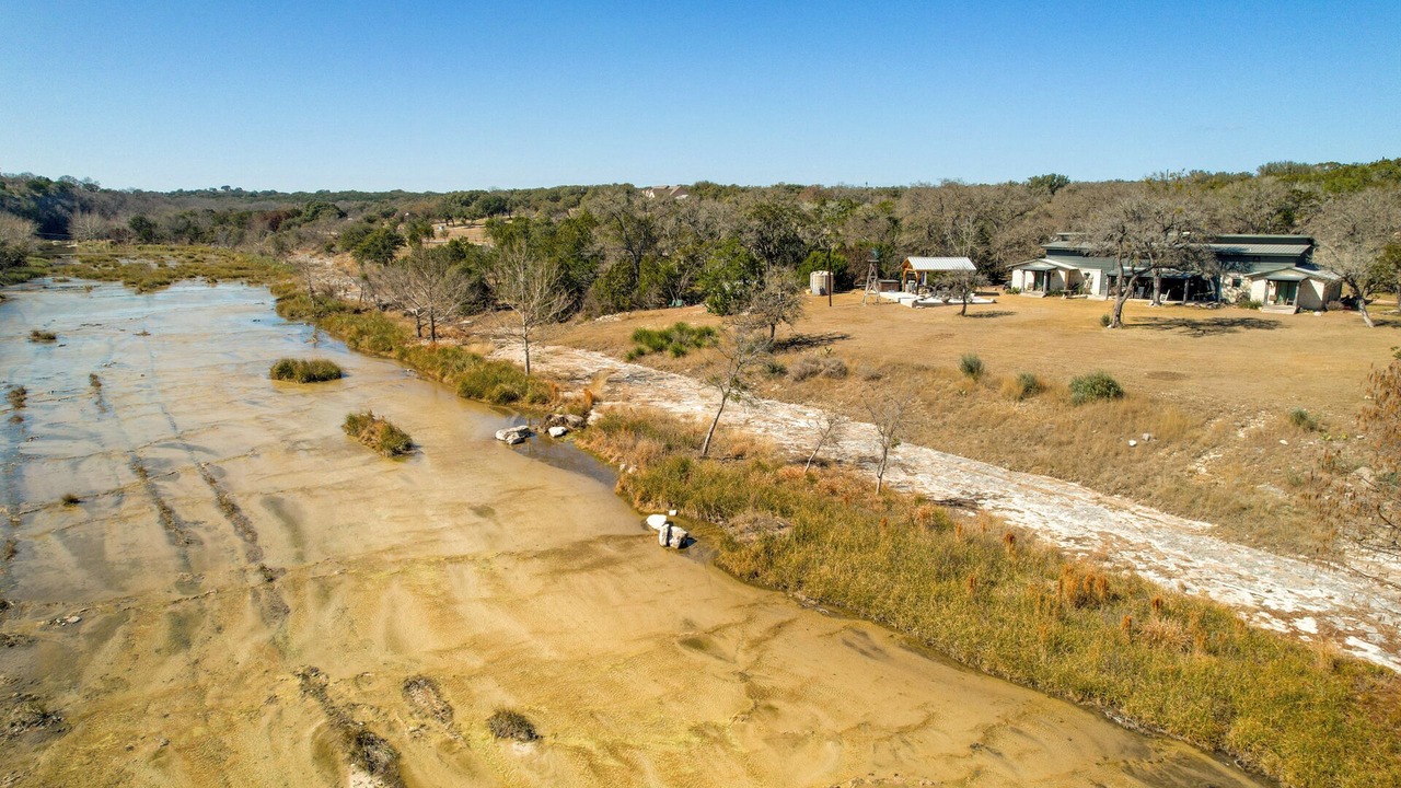 Photo of Outdoor in Hunt