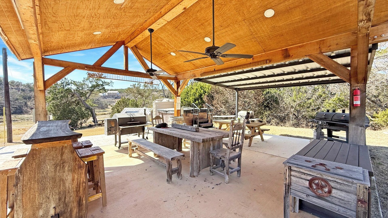 Photo of Outdoor in Hunt