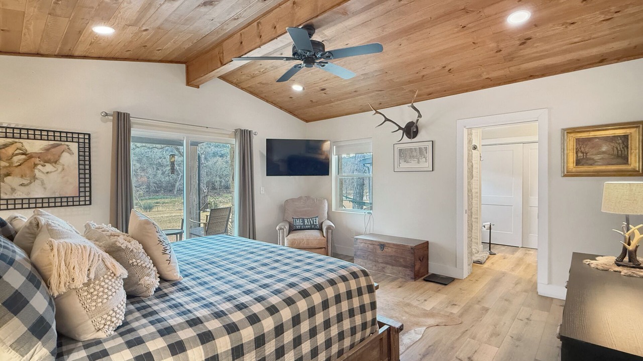 Photo of Bedroom in Hunt