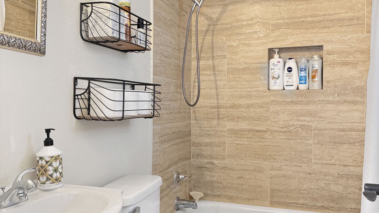 Photo of Bathroom in Hunt