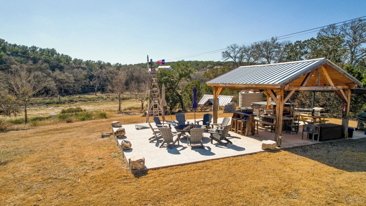 Photo of Outdoor in Hunt