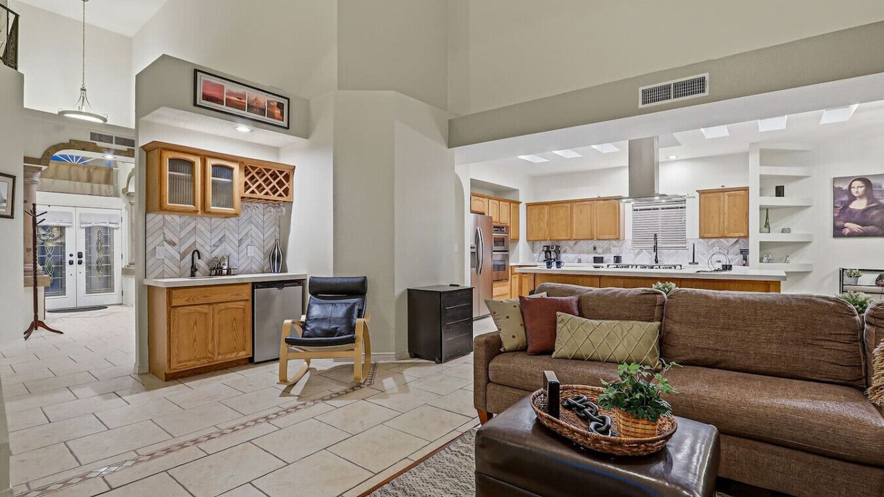 Photo of Livingroom in Festival Hills