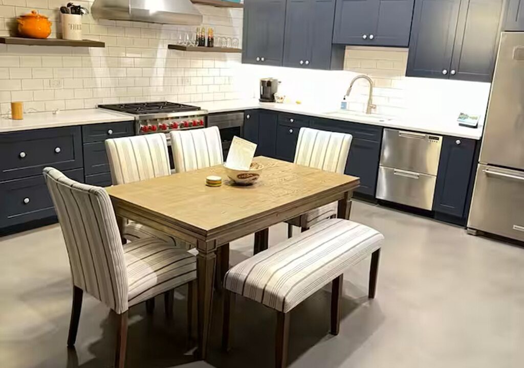 Photo of Kitchen in Lakeview