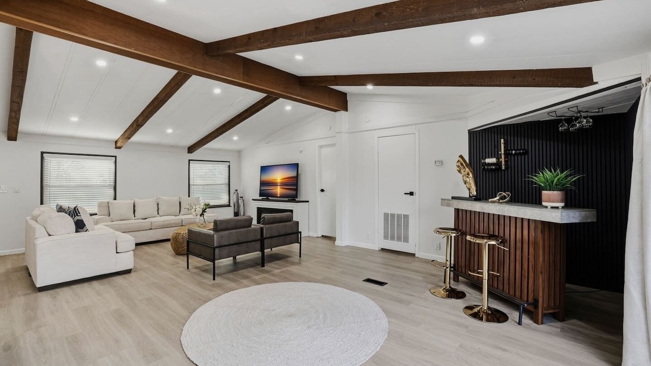 Photo of Livingroom in Waller